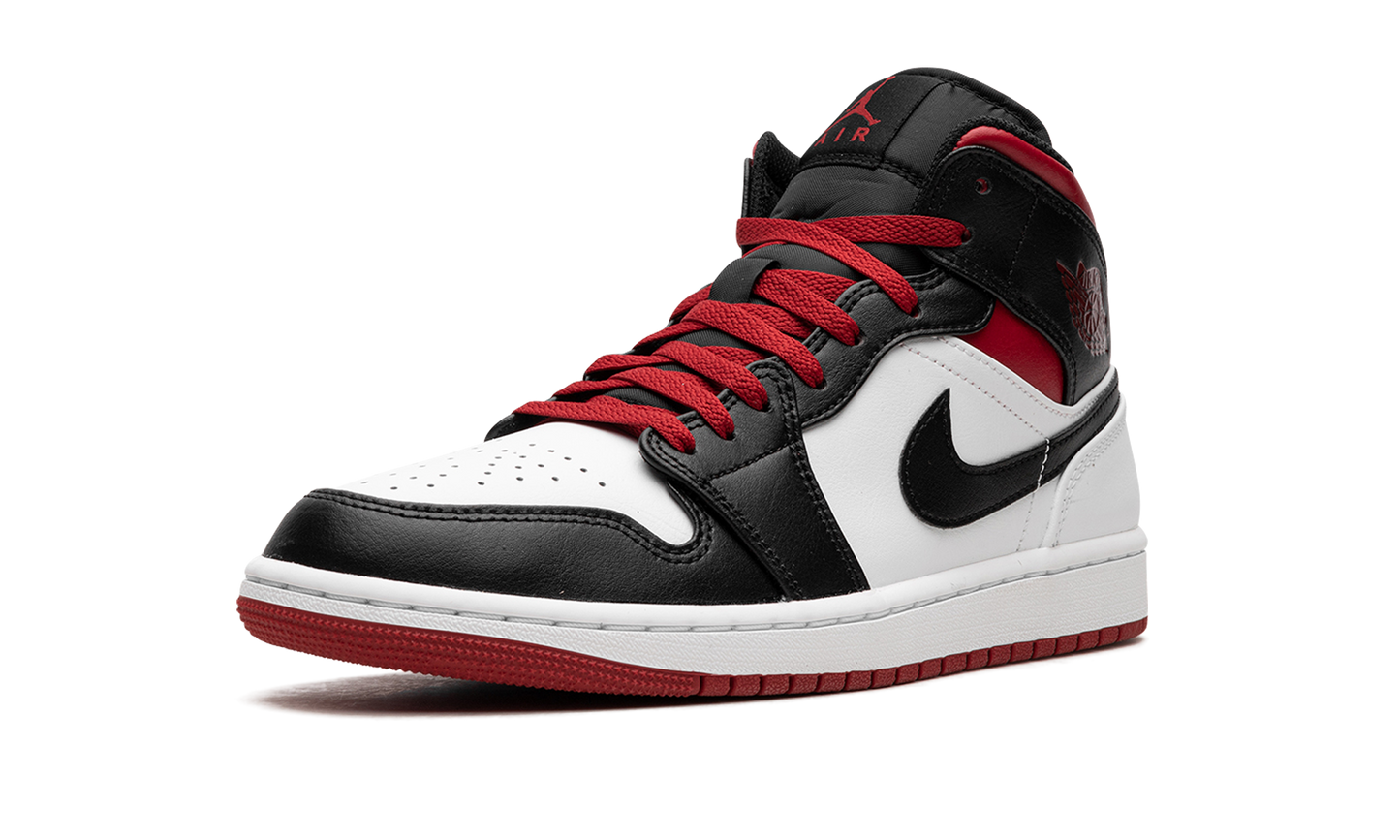 Air Jordan 1 Mid  Gym Red Black Toe