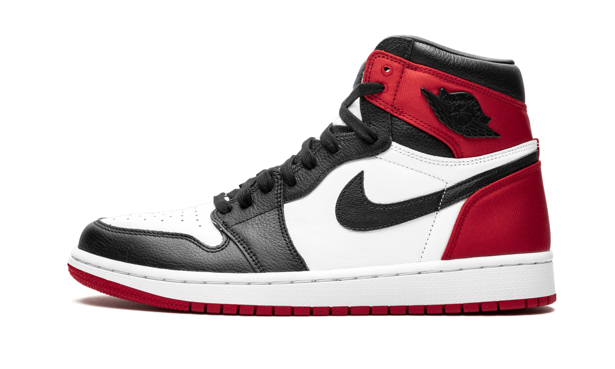 AIR JORDAN 1 HIGH OG WMNS  Satin Black Toe