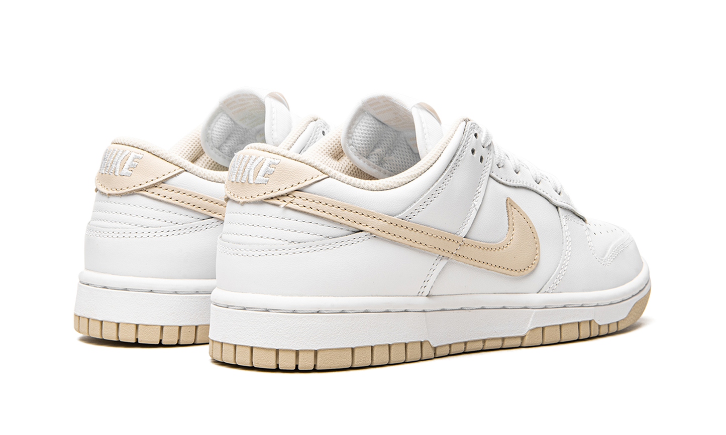 DUNK LO MNS WMNS  Pearl White