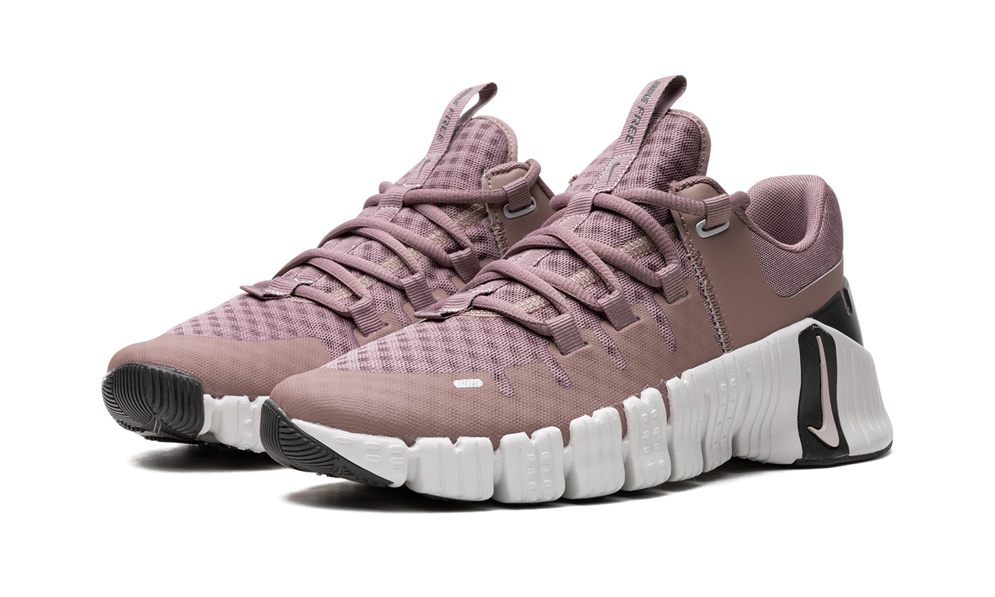 Nike Free Metcon 5 WMNS  Smokey Muave