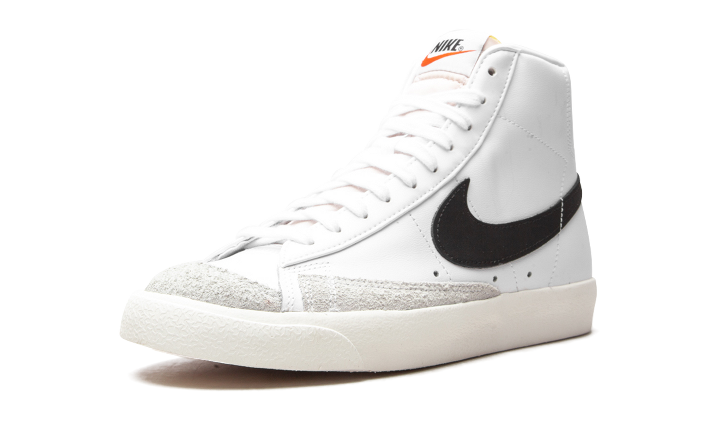 BLAZER MID '77 MNS WMNS  White / Black