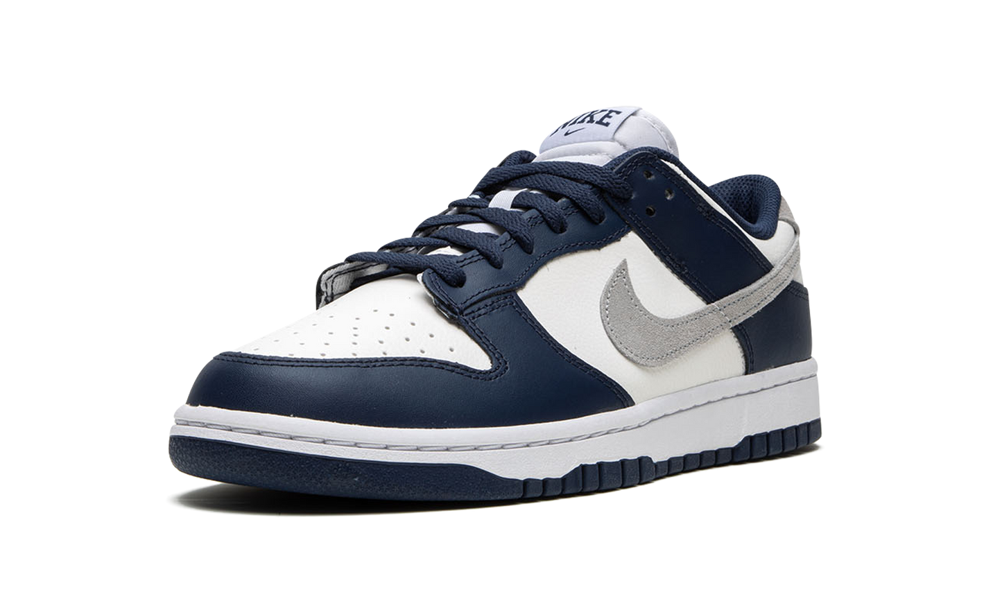 Dunk Low  Navy / White / Grey