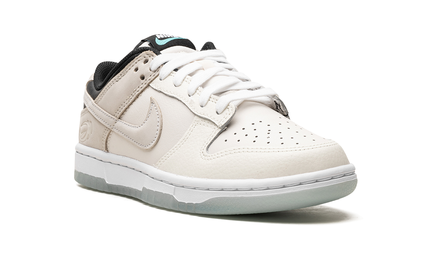 DUNK LOW WMNS  Supersonic