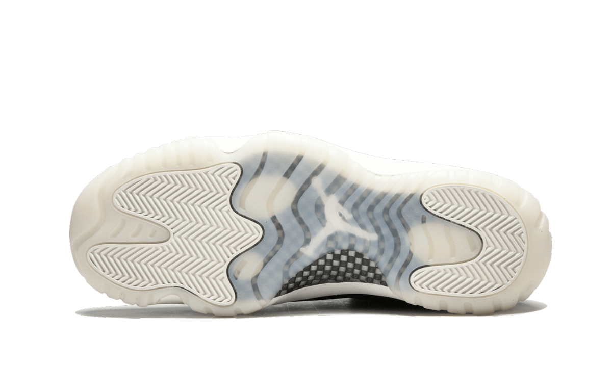 Air Jordan 11 Retro Low  RE2PECT