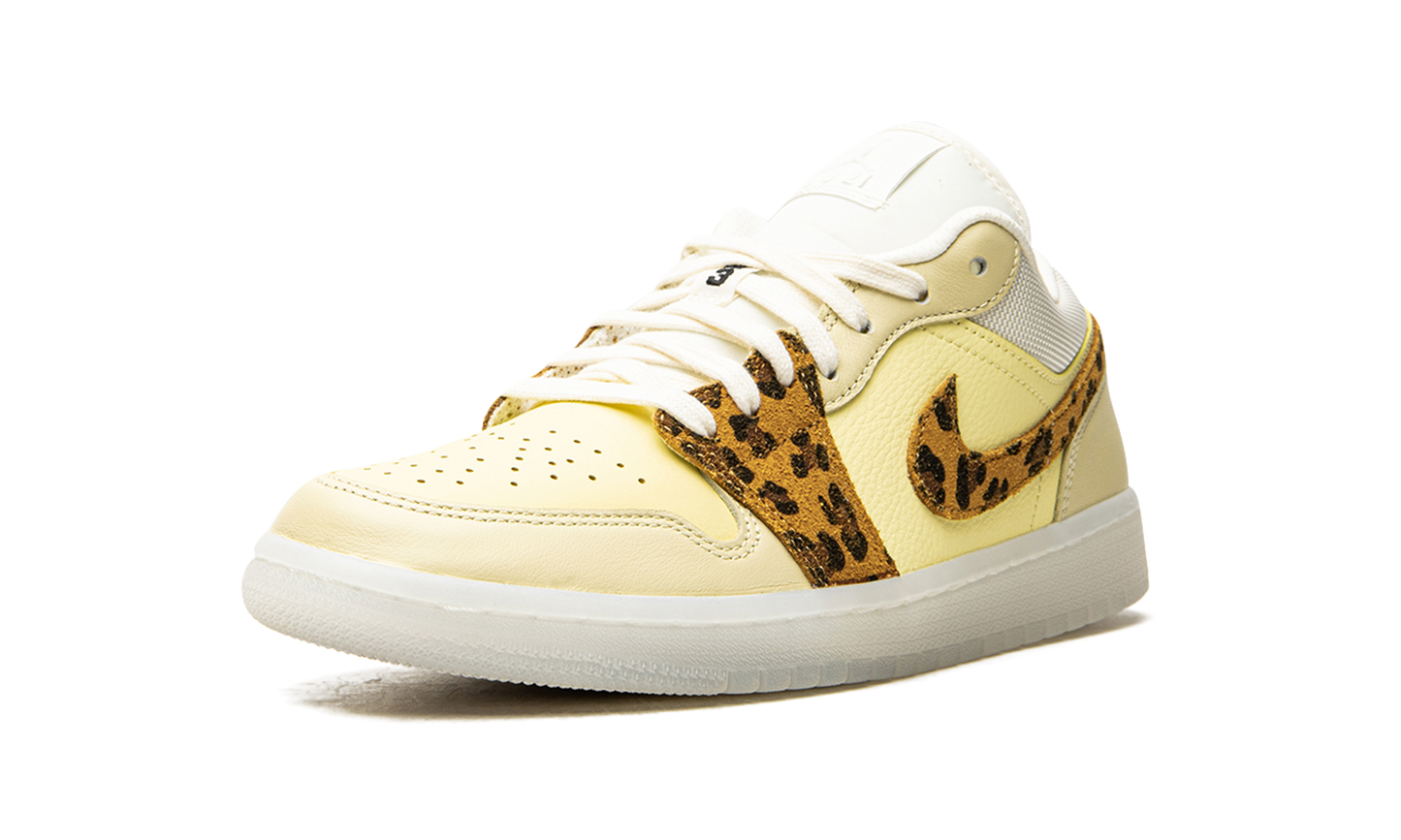 AIR JORDAN 1 LO WMNS  SNKRS Day