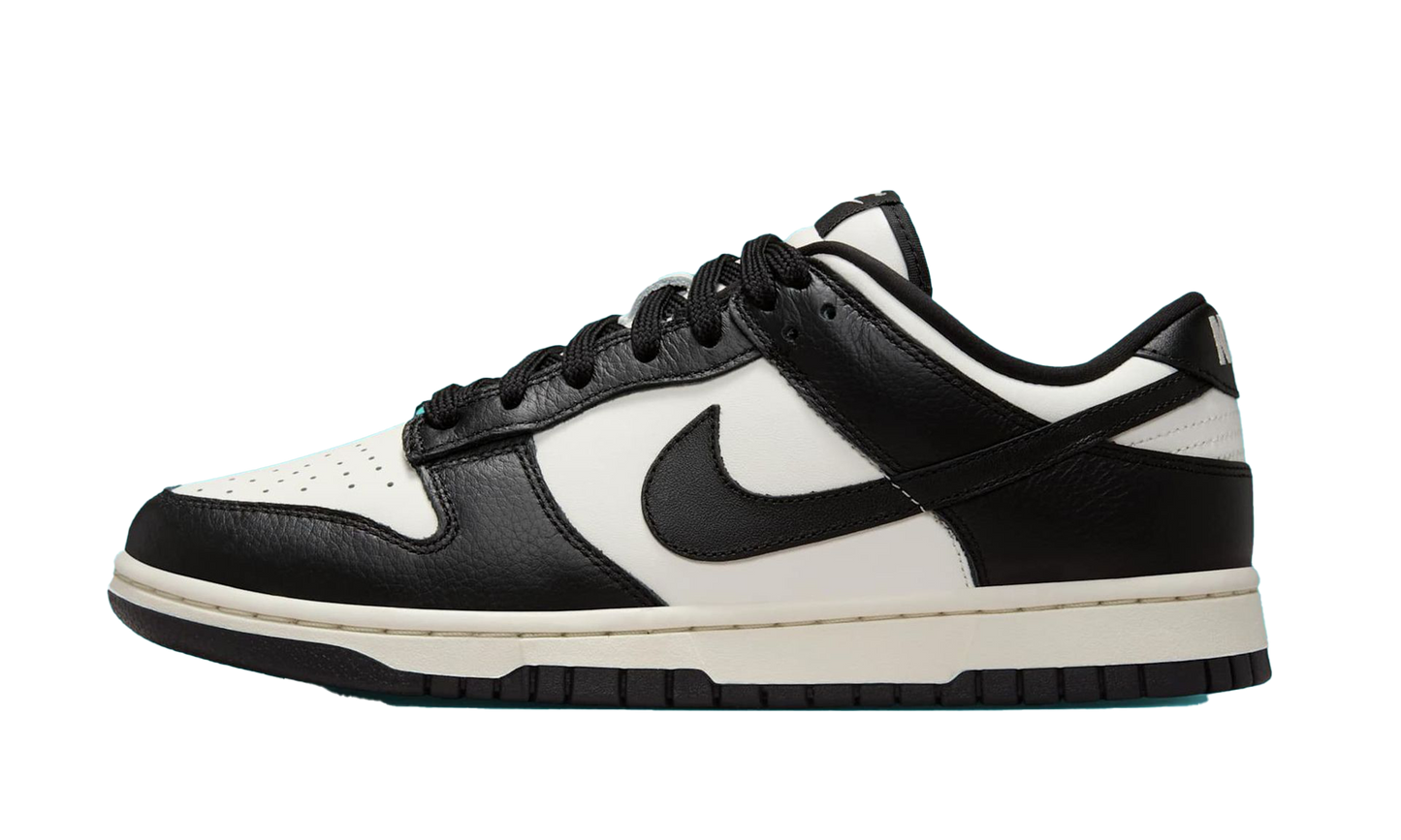 Dunk Low SE WMNS  Cherry Charms - Panda