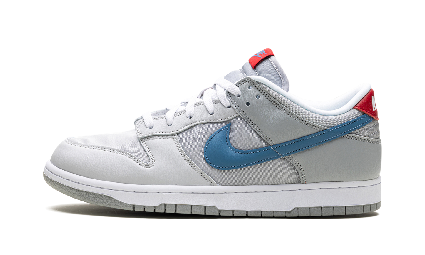 Dunk low  Silver Surfer