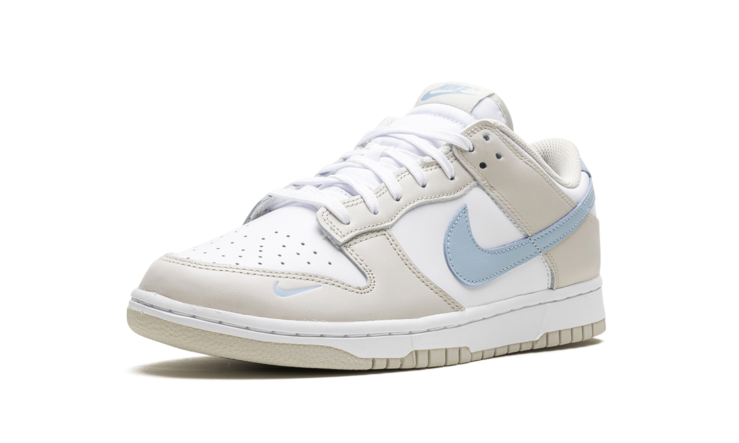 Dunk Low WMNS  Light Bone Armory Blue