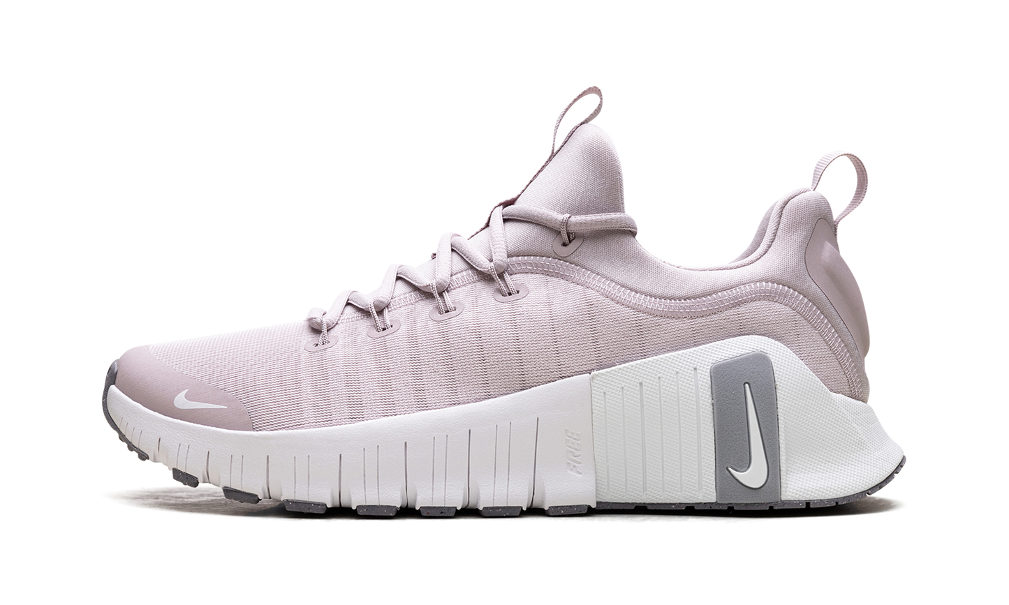 Free Metcon 6 WMNS  Platinum Violet