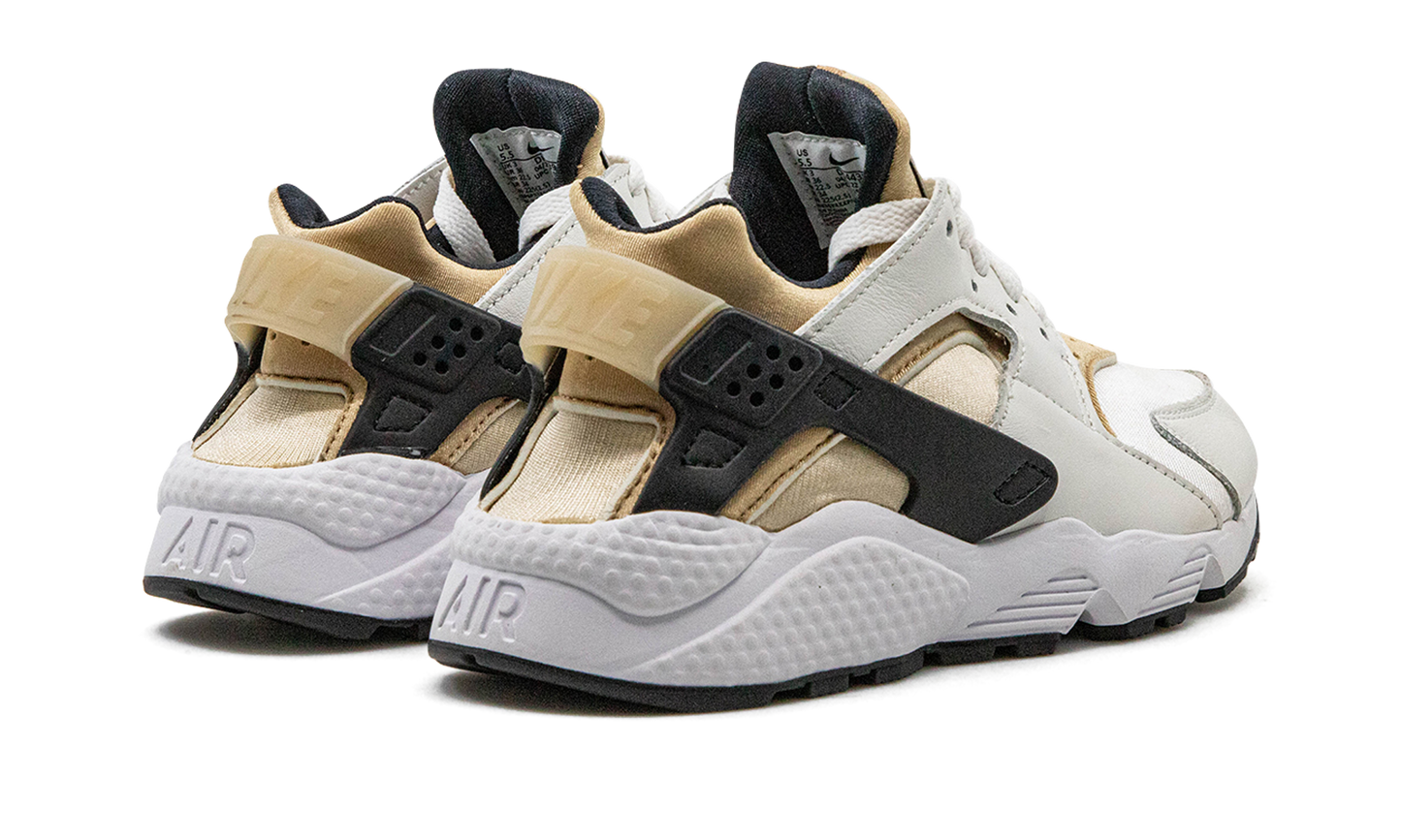 AIR HUARACHE WMNS  White Sandrift