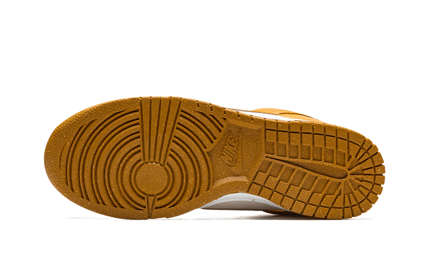 DUNK LO NEXT NATURE MNS WMNS  Gold / Phantom