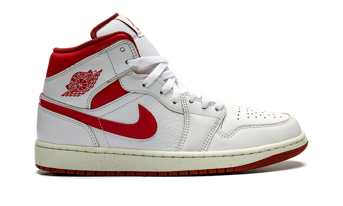 Air Jordan 1 Mid SE  Dune Red