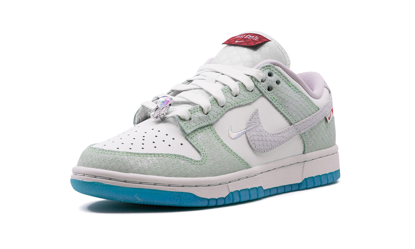 Dunk Low LX WMNS  Year of the Dragon 2024