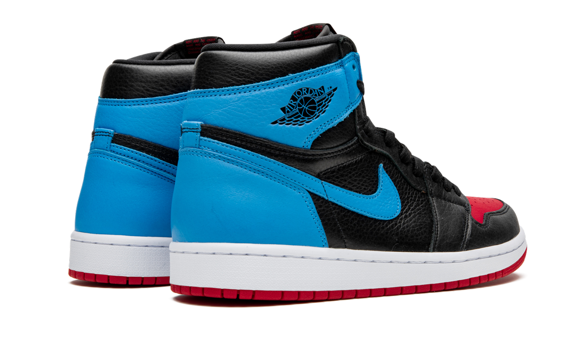 AIR JORDAN 1 HIGH OG WMNS  UNC to Chicago