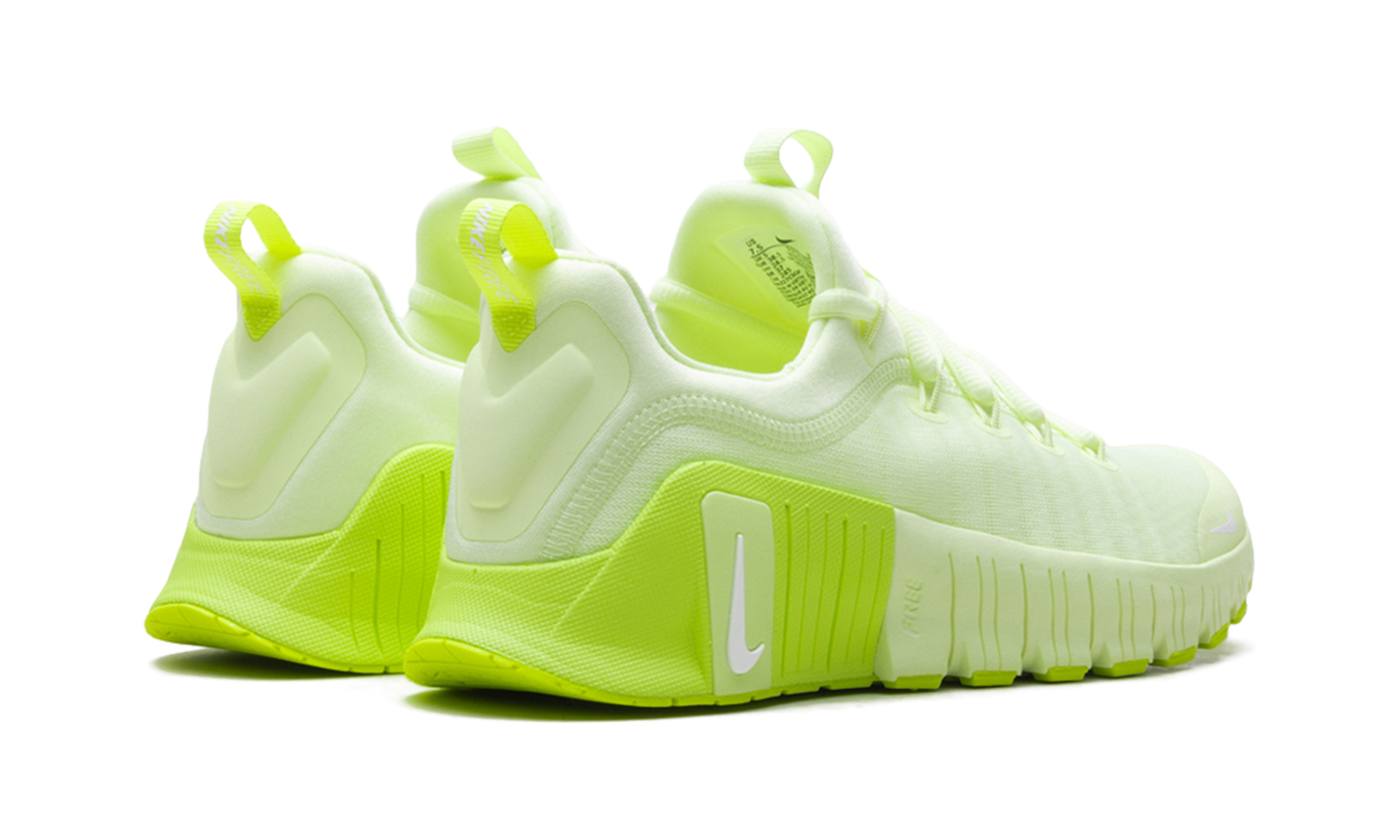 Free Metcon 6 WMNS  Volt Glow