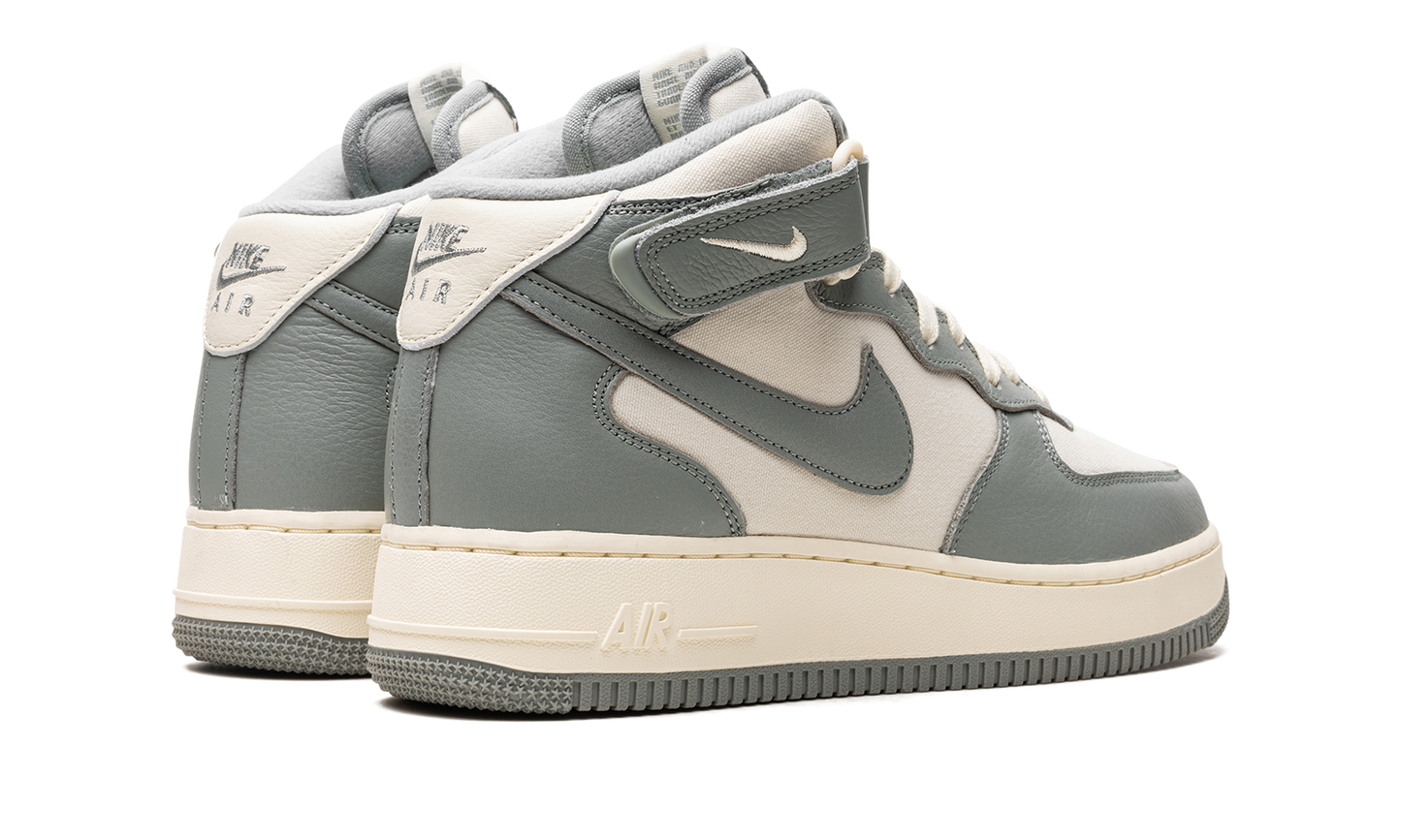 Air Force 1 Mid  Mica Green