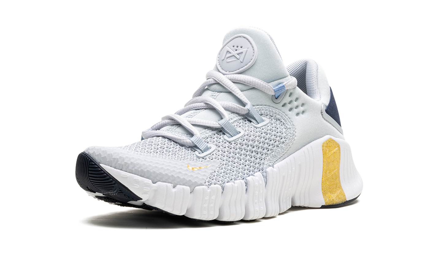 Free Metcon 4 WMNS  Pure Platinum Grey Gold White