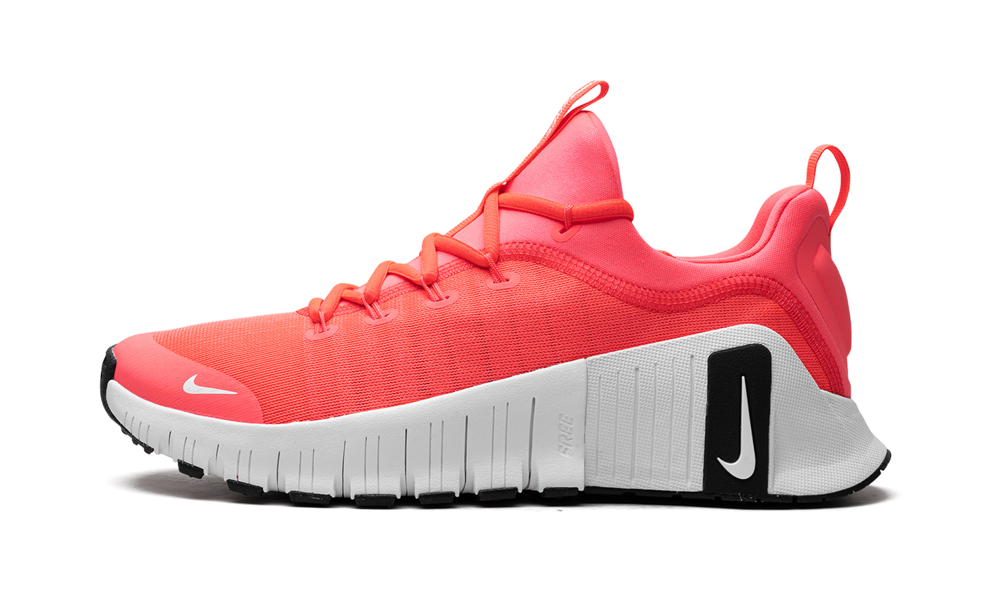 Free Metcon 6 WMNS  Hot Punch
