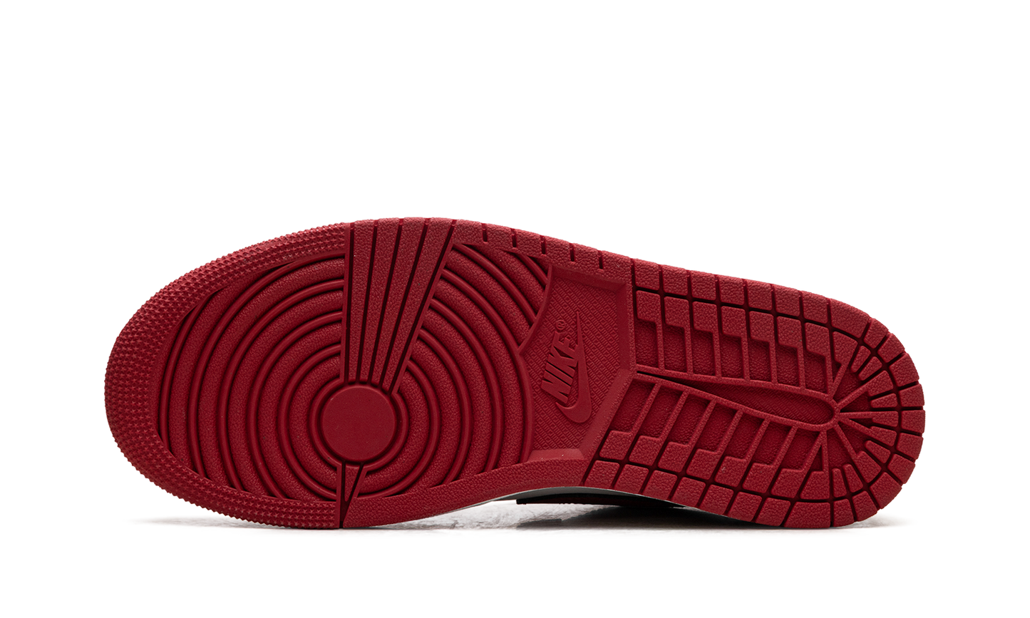 Air Jordan 1 Low  New Beginnings
