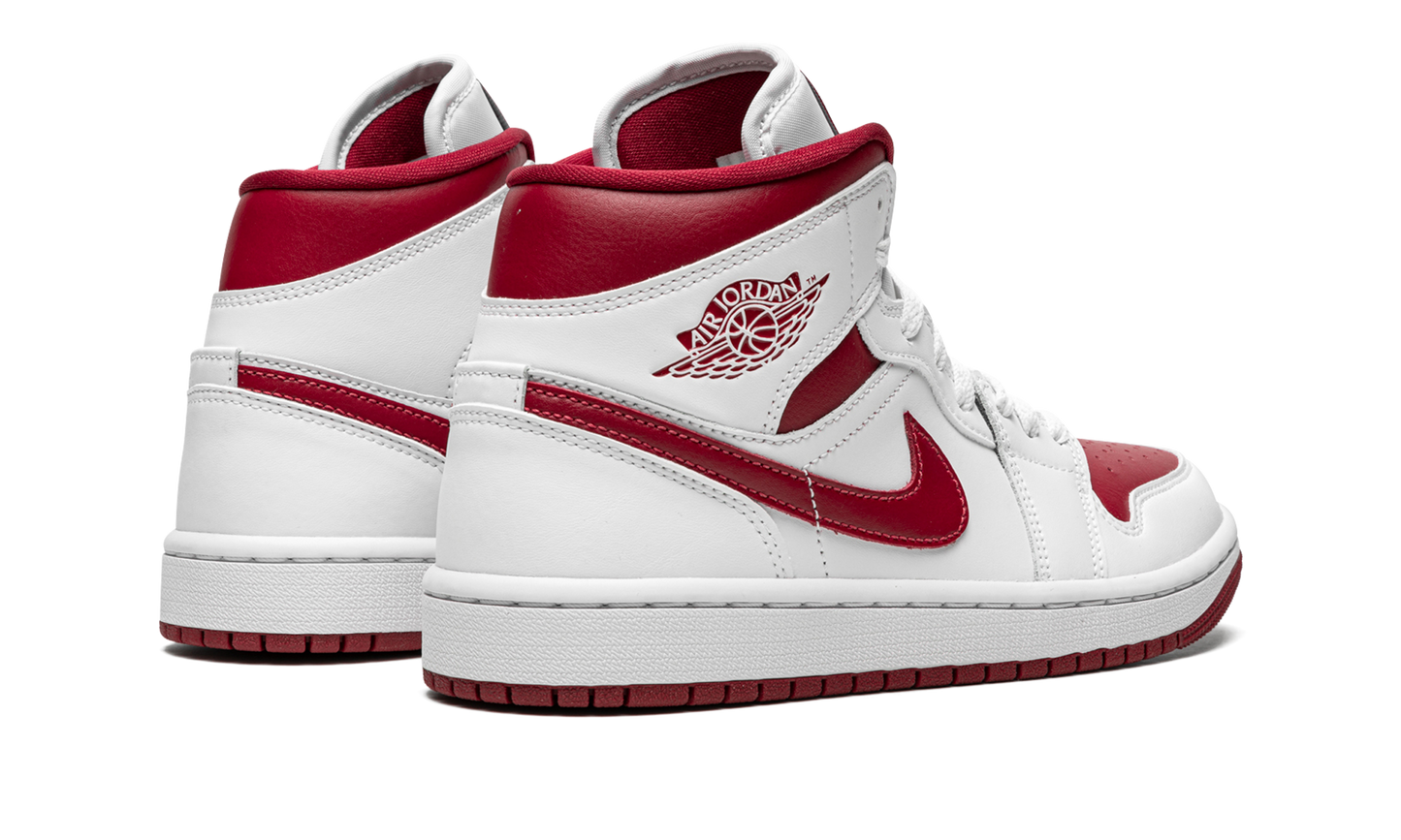 AIR JORDAN 1 MID WMNS  Reverse Chicago