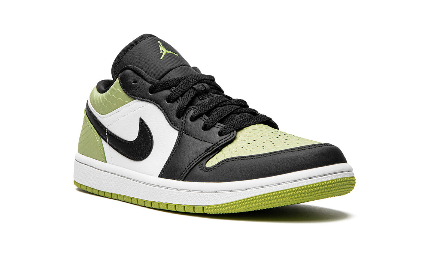 AIR JORDAN 1 LO SE WMNS  Vivid Green Snakeskin