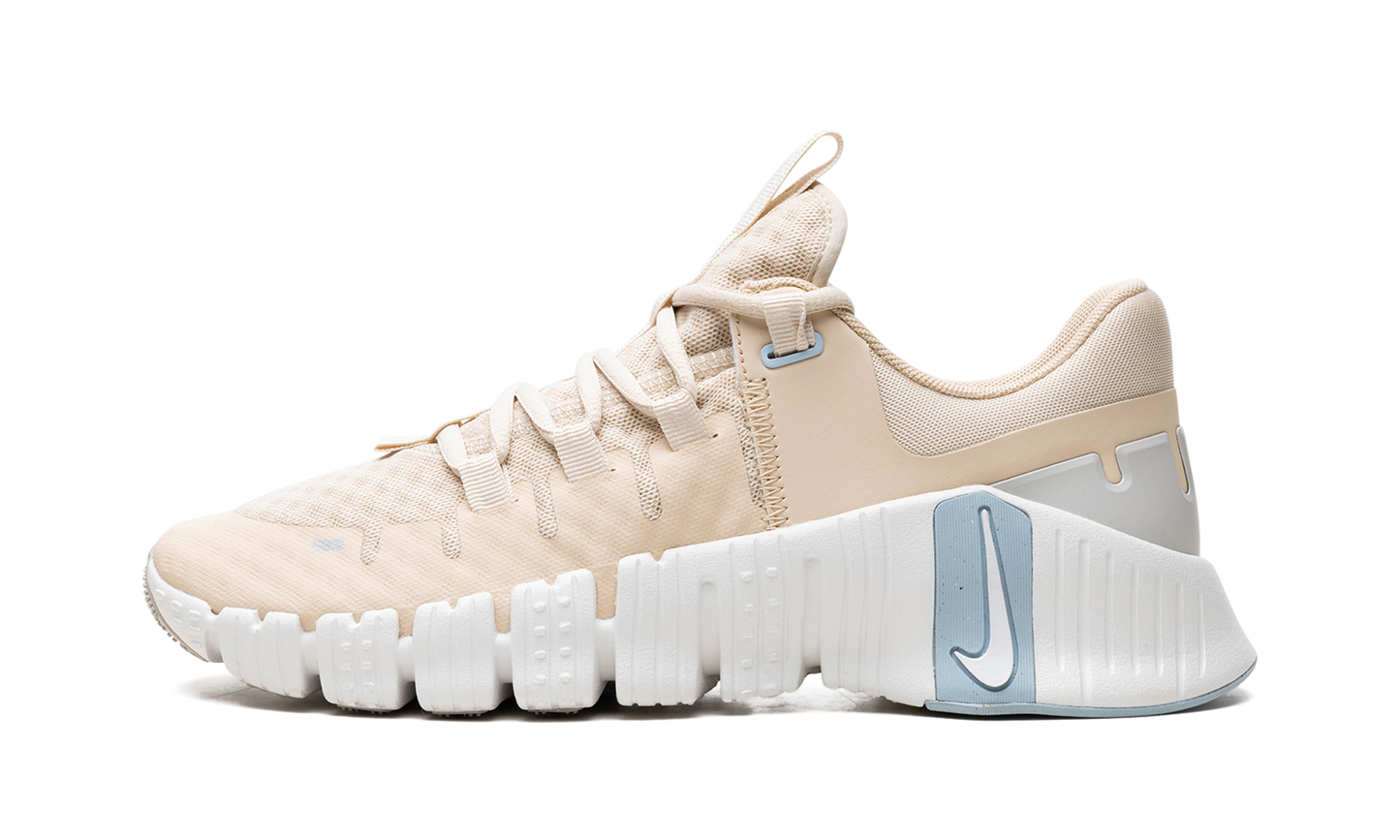 FREE METCON 5 WMNS  Sanddrift