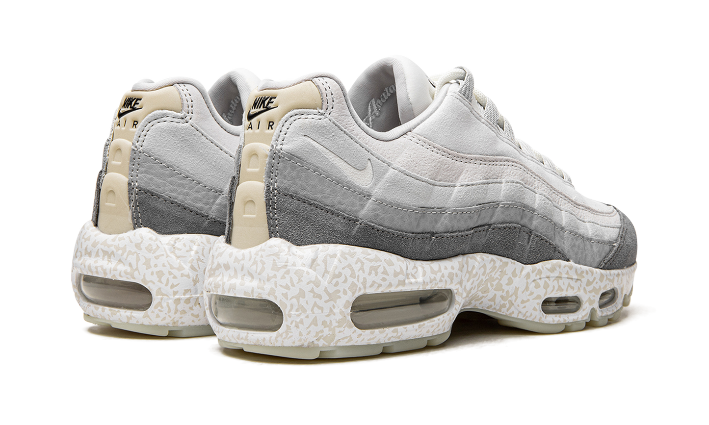 Air Max 95 QS  Light Bone-Glow in the Dark