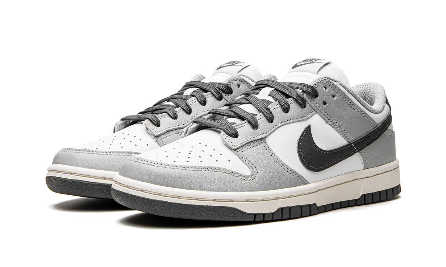 DUNK LO MNS WMNS  Light Smoke Grey