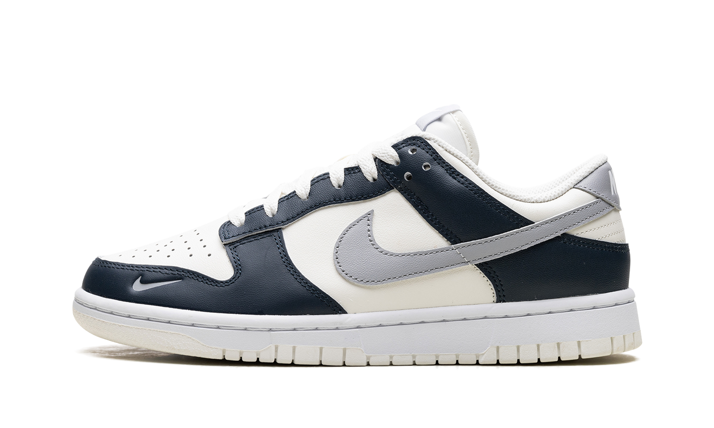 Dunk Low WMNS  Armoury Navy