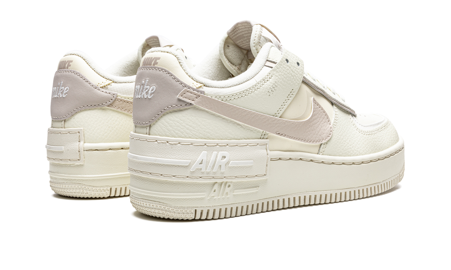 AIR FORCE 1 LO SHADO MNS WMNS  Coconut Milk