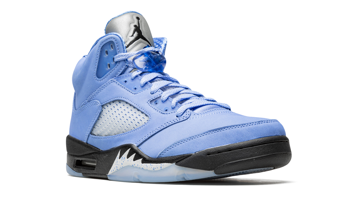 Air Jordan 5 Retro SE  UNC