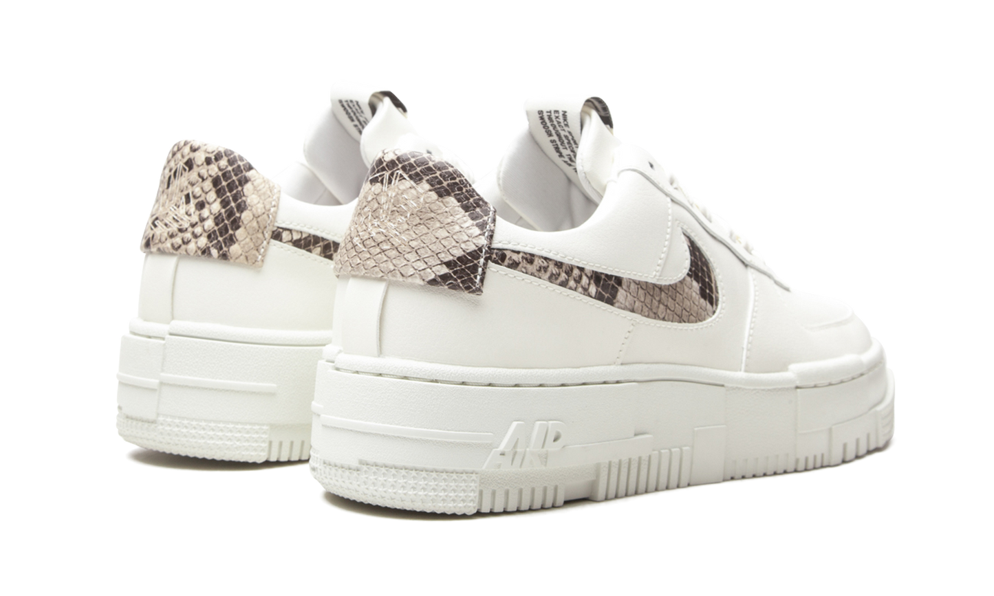 AIR FORCE 1 PIXEL MNS WMNS  Snakeskin
