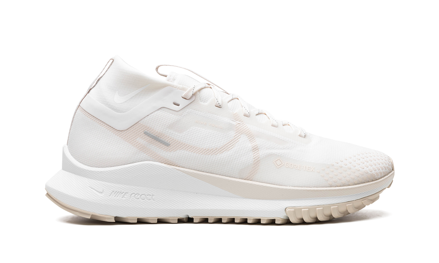 React Pegasus Trail 4 GTX  Phantom