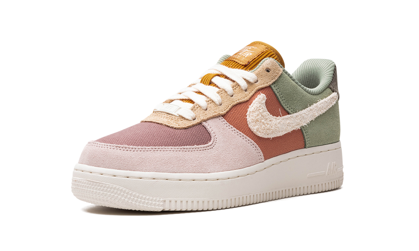 AIR FORCE 1 WMNS  Oil Green
