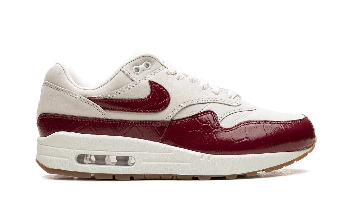 AIR MAX 1 LX WMNS  Team Red