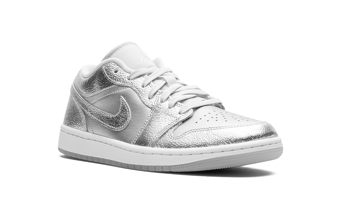 Air Jordan 1 Low SE WMNS  Metallic Silver