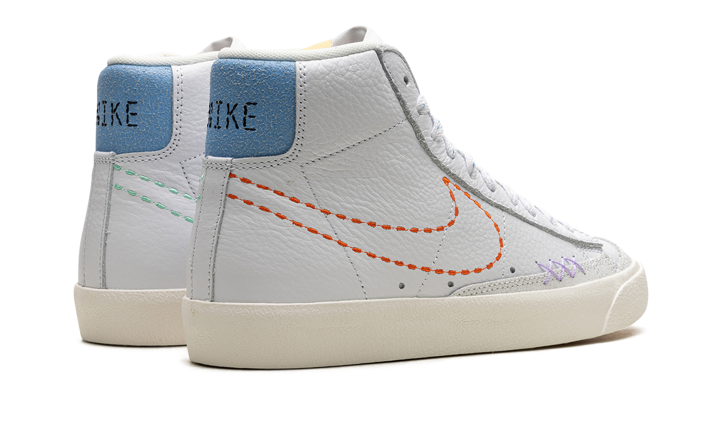 BLAZER MID '77 MNS WMNS  Nike 101