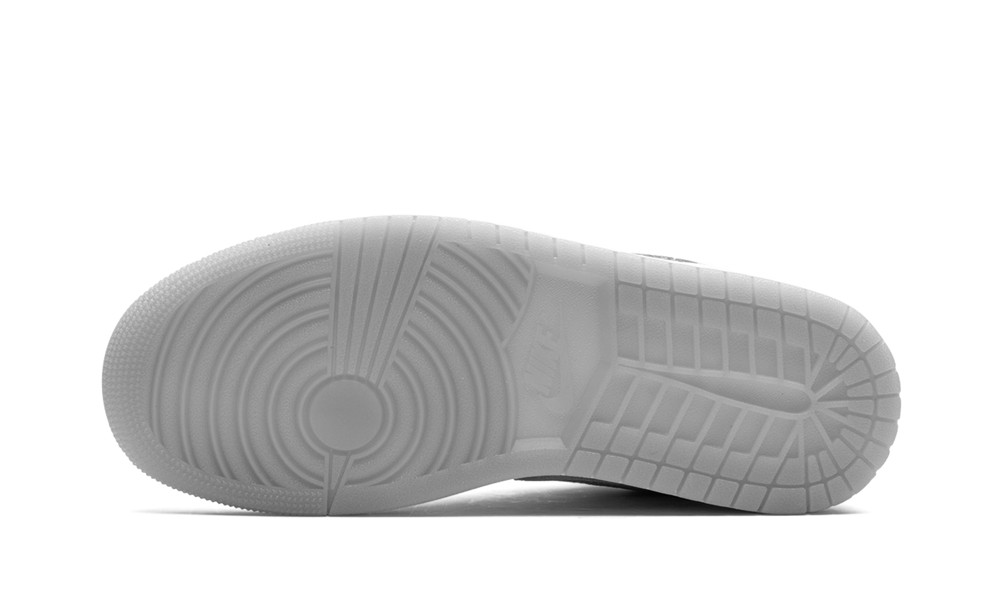 Air Jordan 1 Low SE WMNS  Metallic Silver