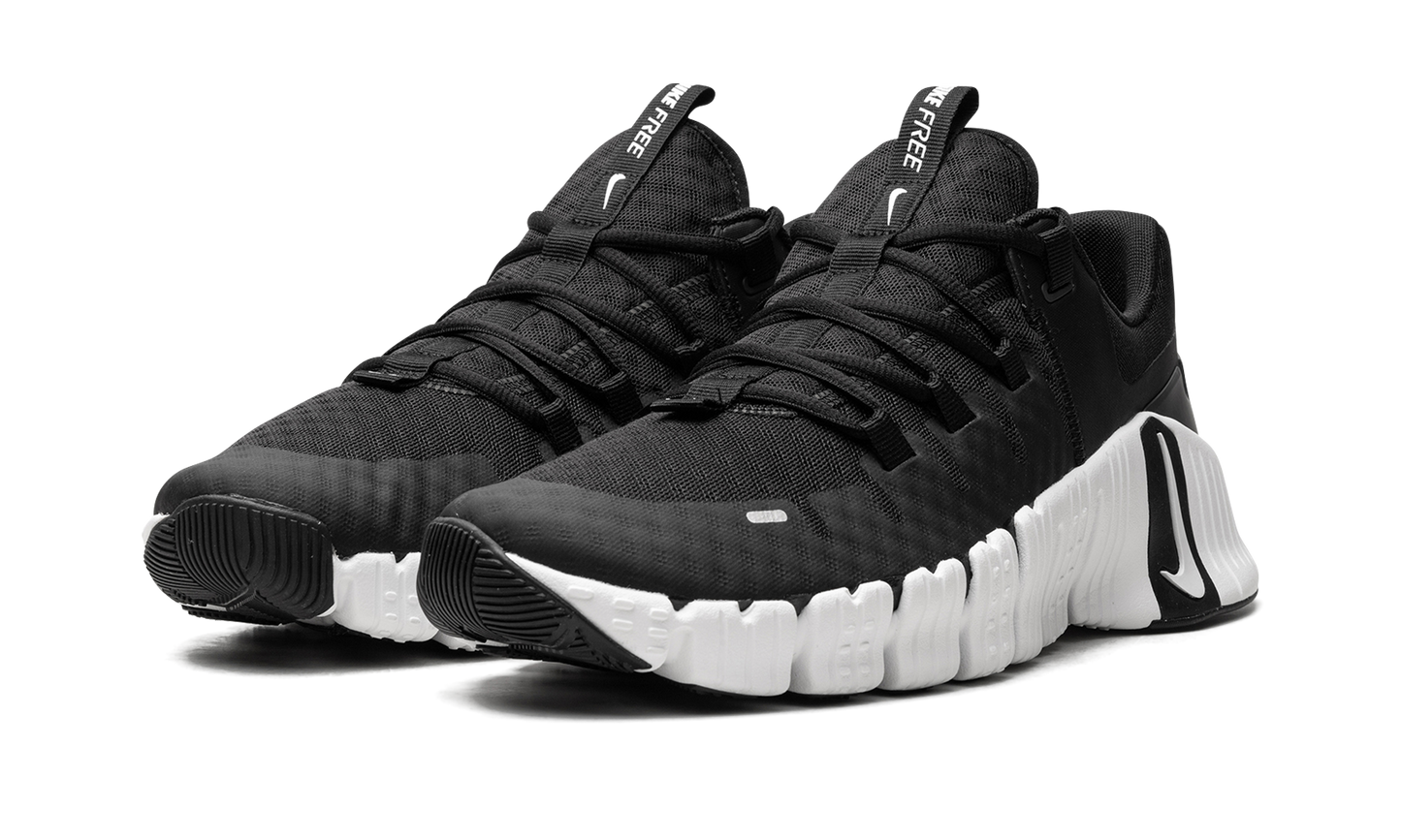 Free Metcon 5  Black / White
