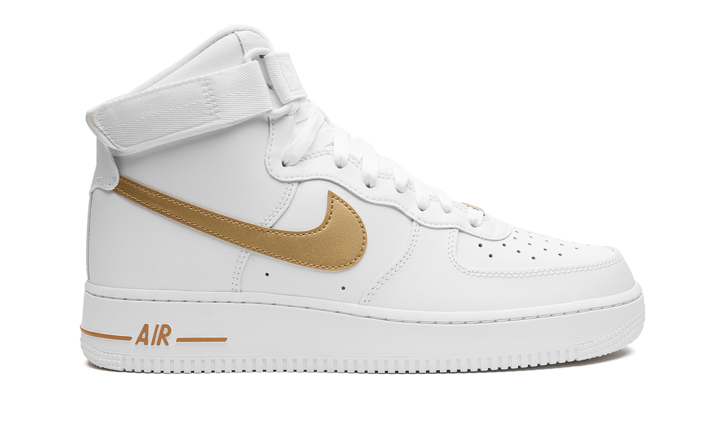 AIR FORCE 1 WMNS  White / Metallic Gold