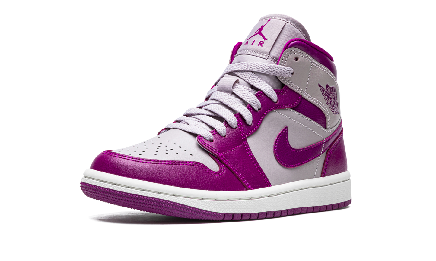 AIR JORDAN 1 MID WMNS  Magenta