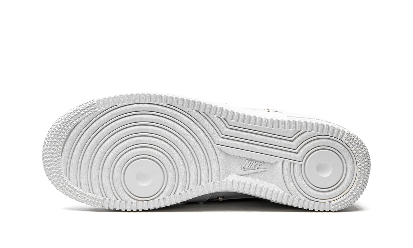 AIR FORCE 1 LO MNS WMNS  Pearls