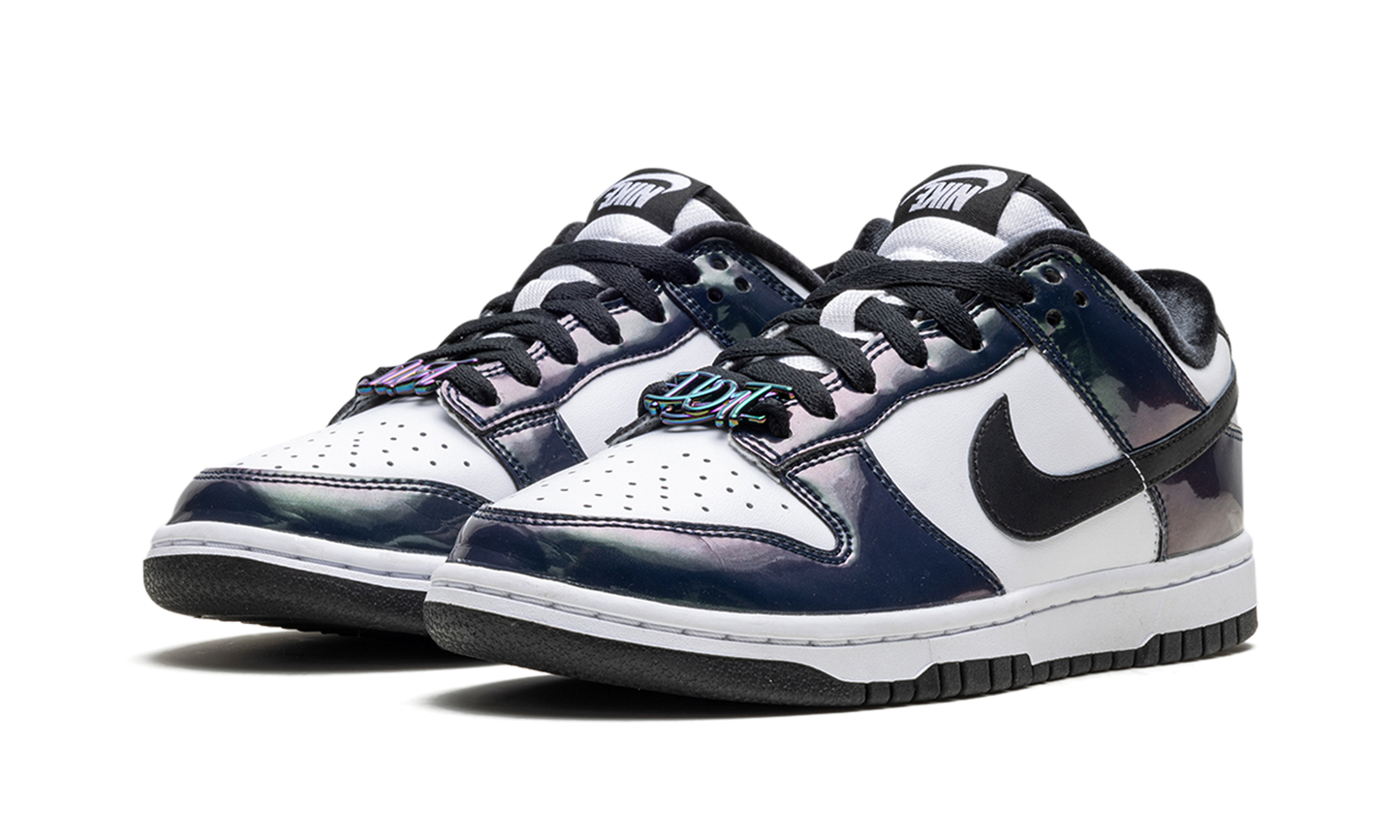 Dunk Low SE WMNS  Just Do It Iridescent