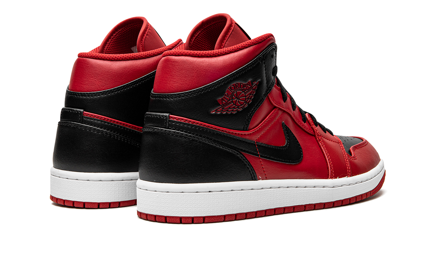 Jordan 1 Mid  Reverse Bred