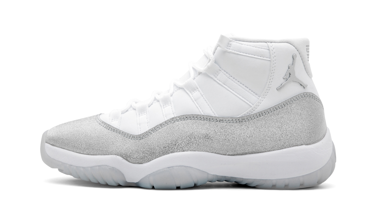 AIR JORDAN 11 RETRO WMNS  METALLIC SILVER