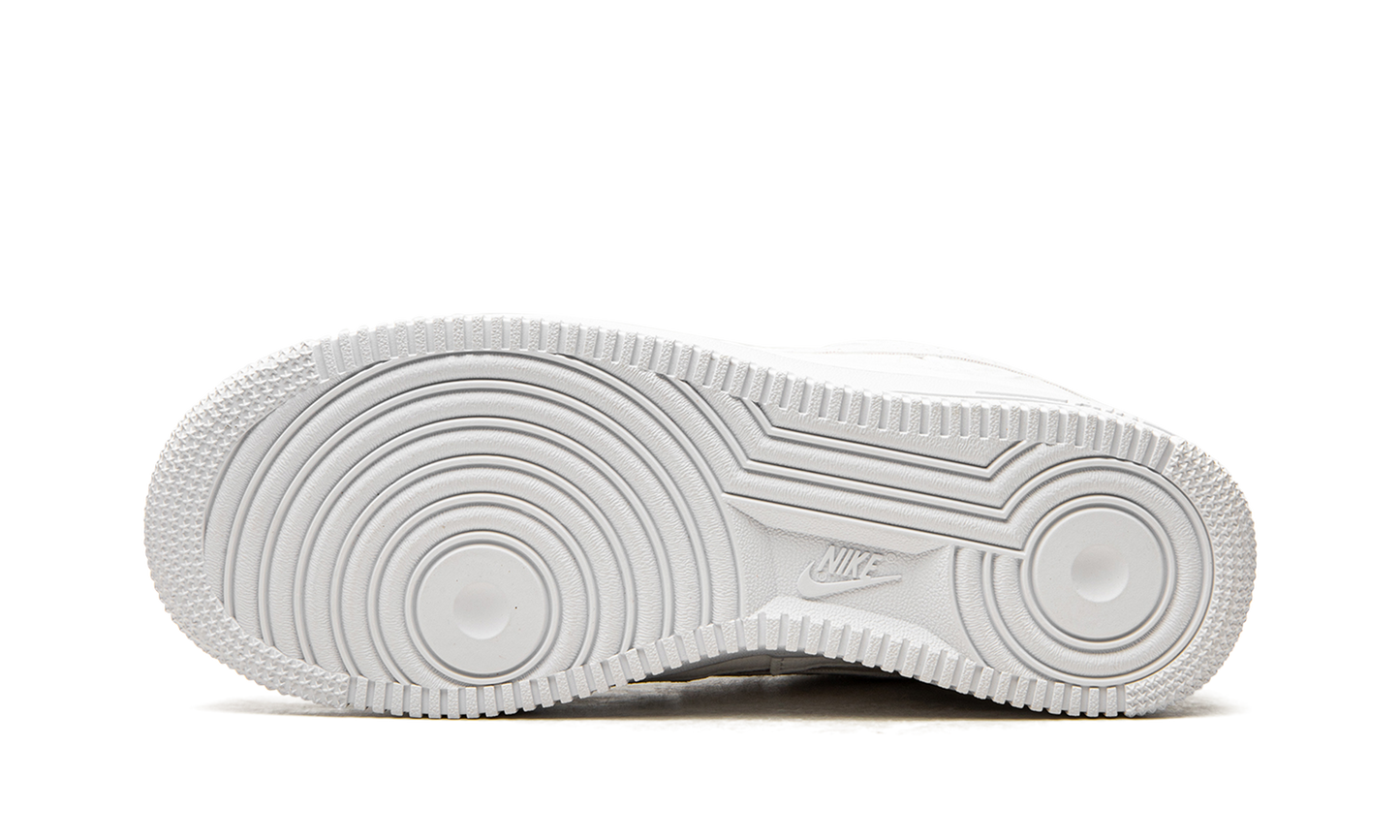 AIR FORCE 1 LO LX WMNS  Reveal