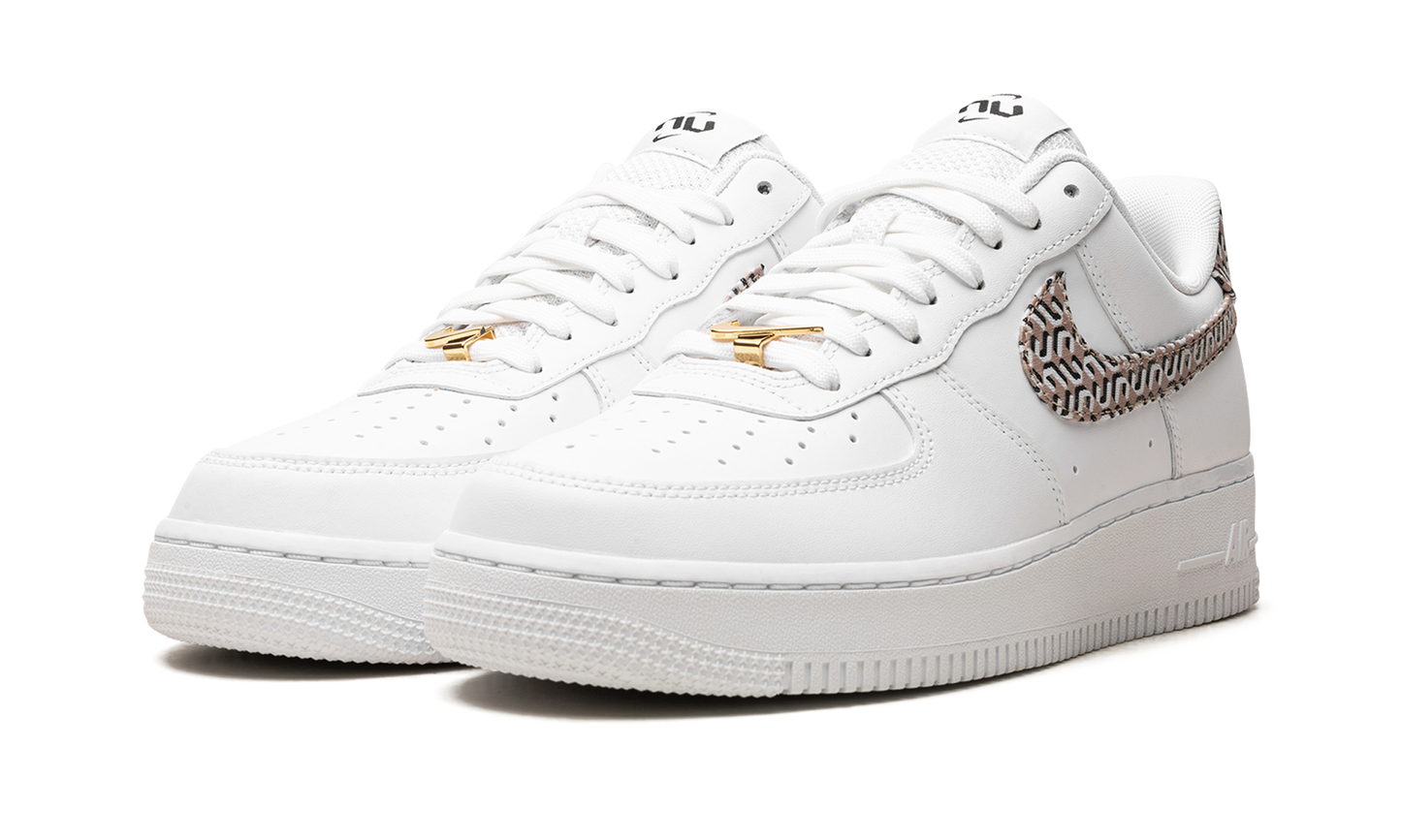 AIR FORCE 1 LO WMNS  United In Victory - White