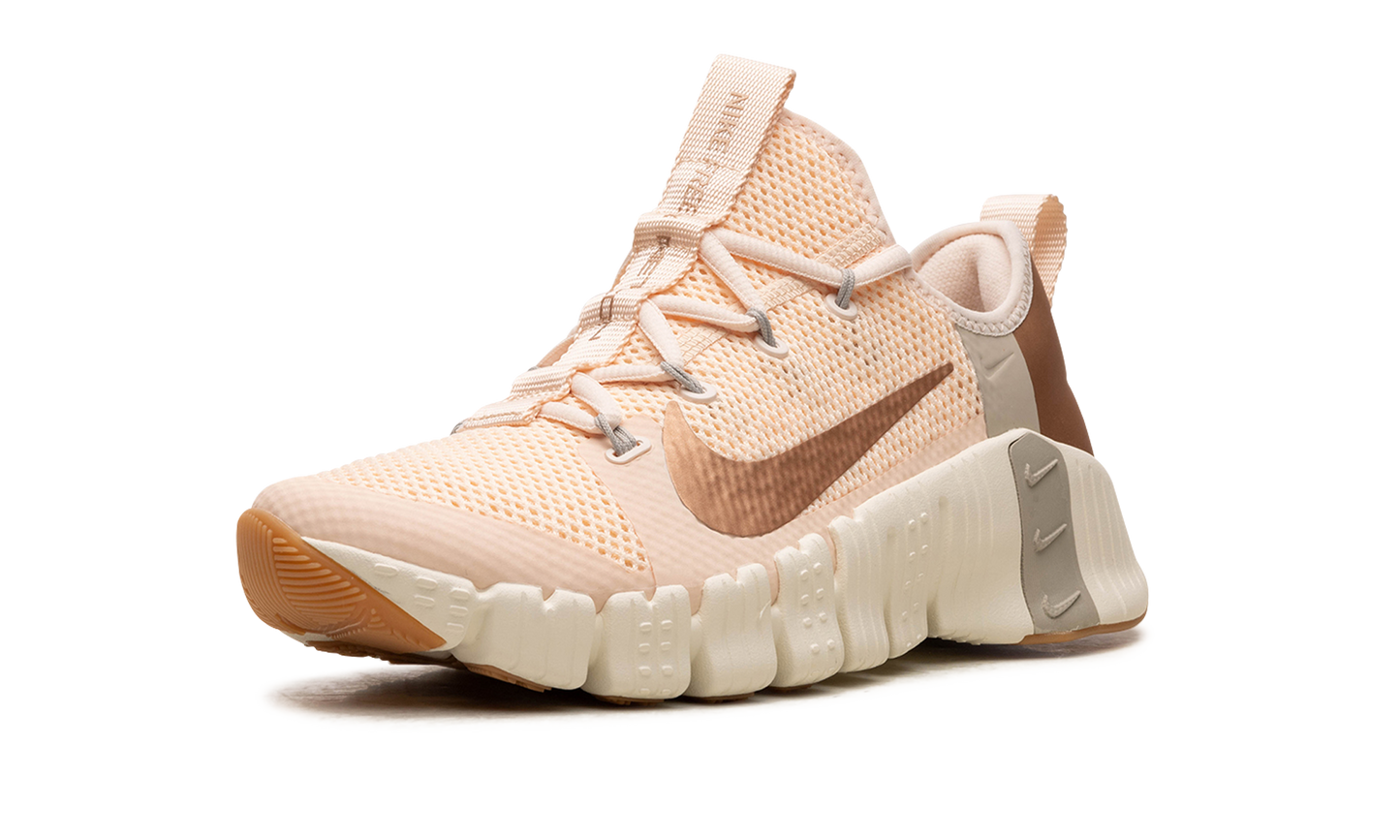 FREE METCON 3 WMNS  Guava Ice