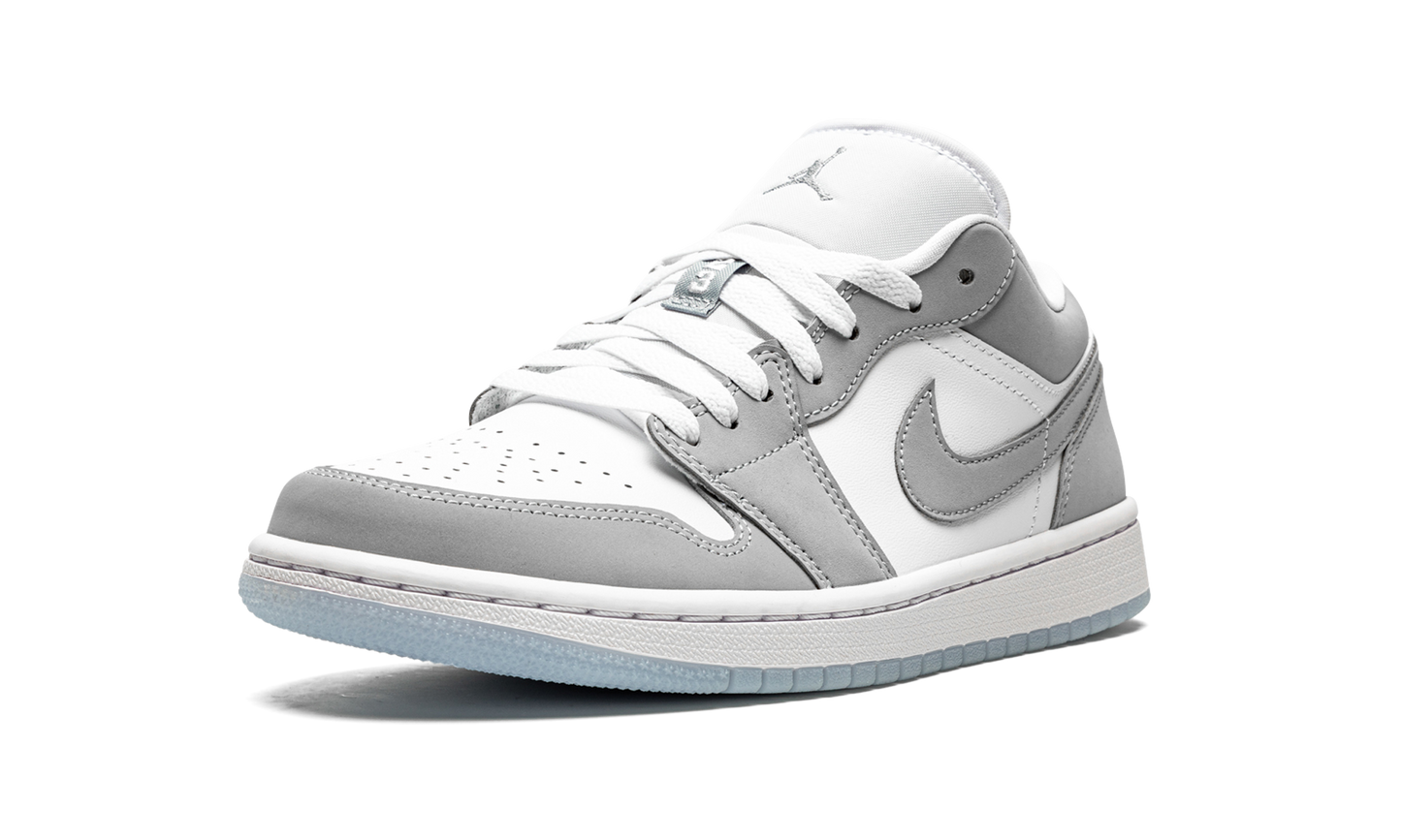 AIR JORDAN 1 LOW WMNS  White / Wolf Grey