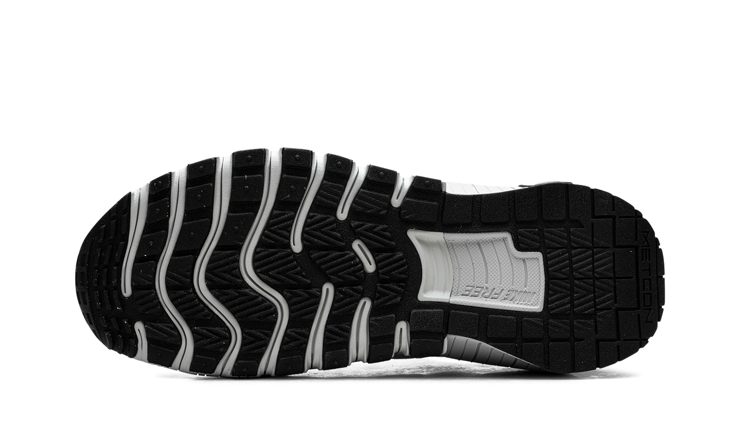 Free Metcon 6 WMNS  Light Silver Black